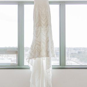 Maggie Sottero Used Wedding Dress and Lace Veil